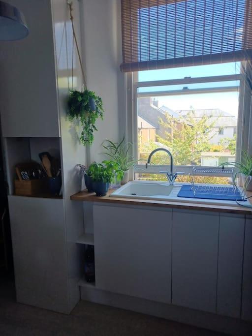 The Fuzzy Duck Apartment บรอธตีเฟอร์รี ภายนอก รูปภาพ